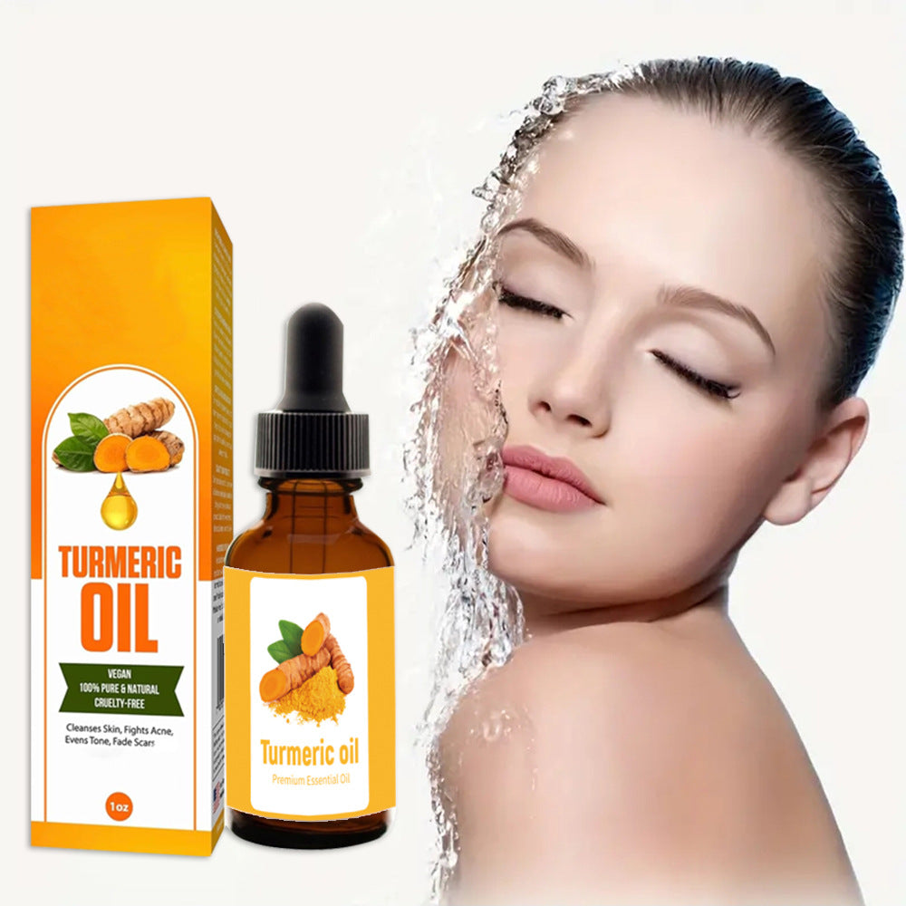 Sérum de Cúrcuma de 30 ml junto a una mujer con la piel hidratada